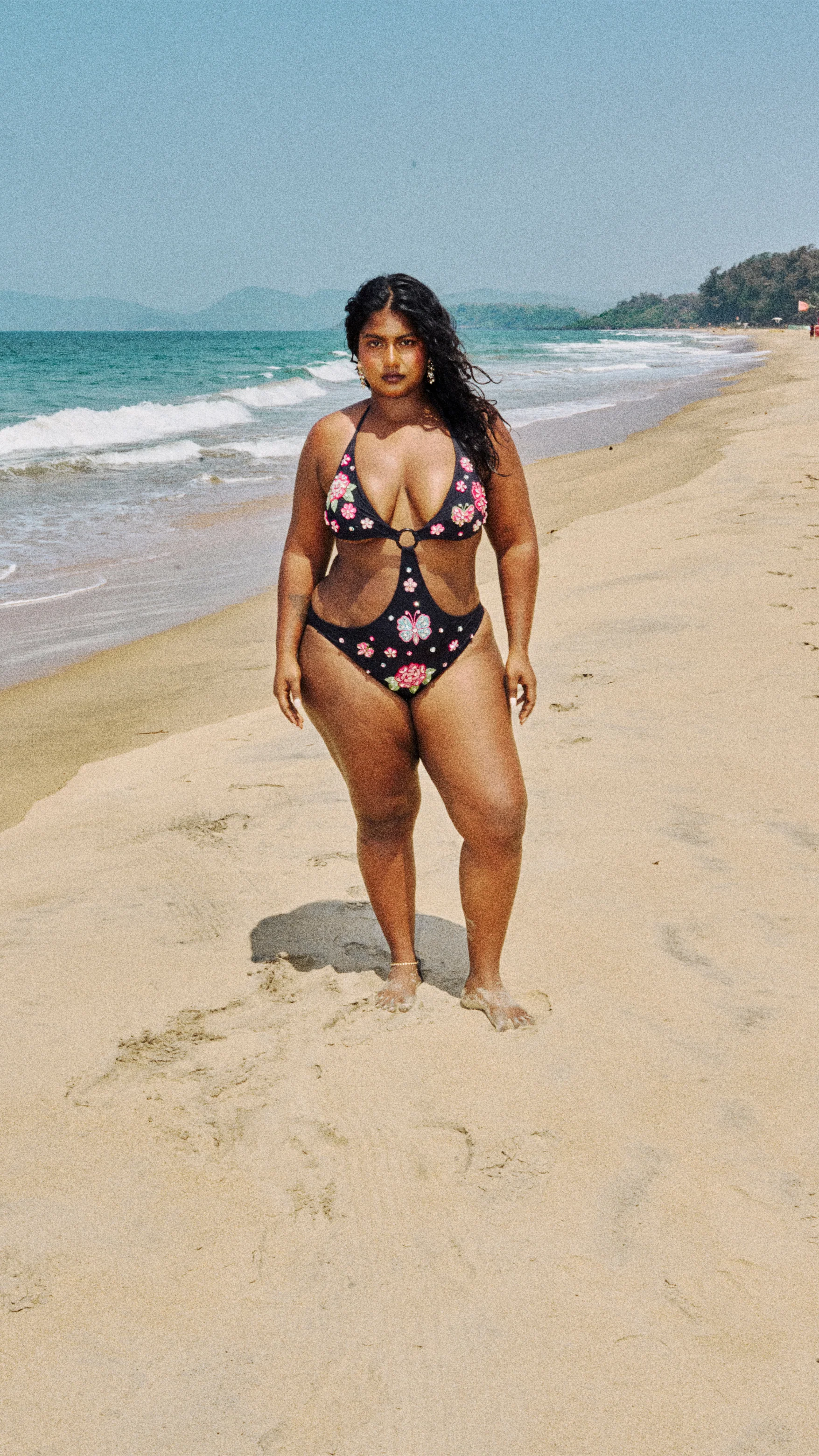 Ivana One-Piece - Image 3