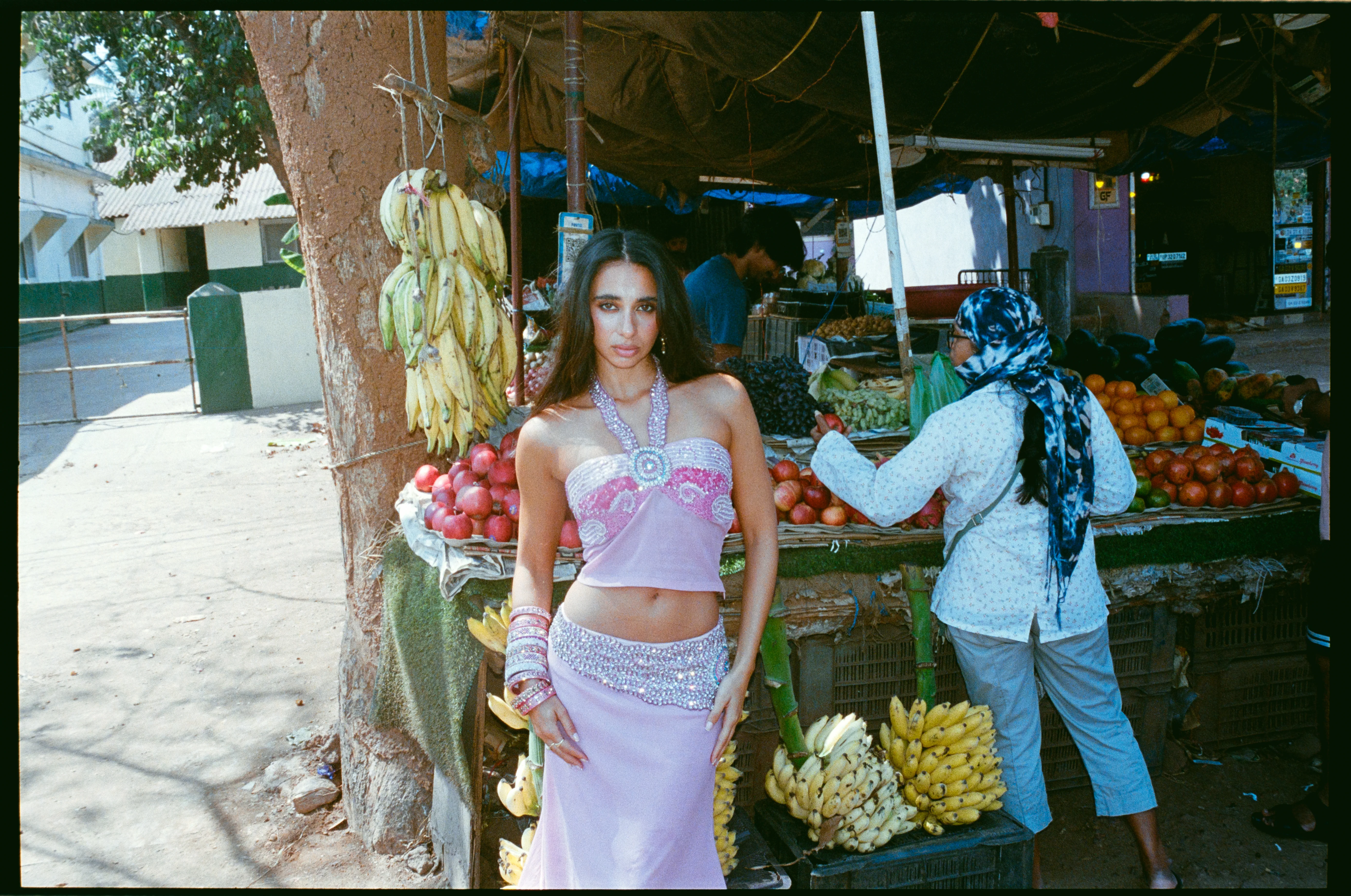 Meera Set - Image 5
