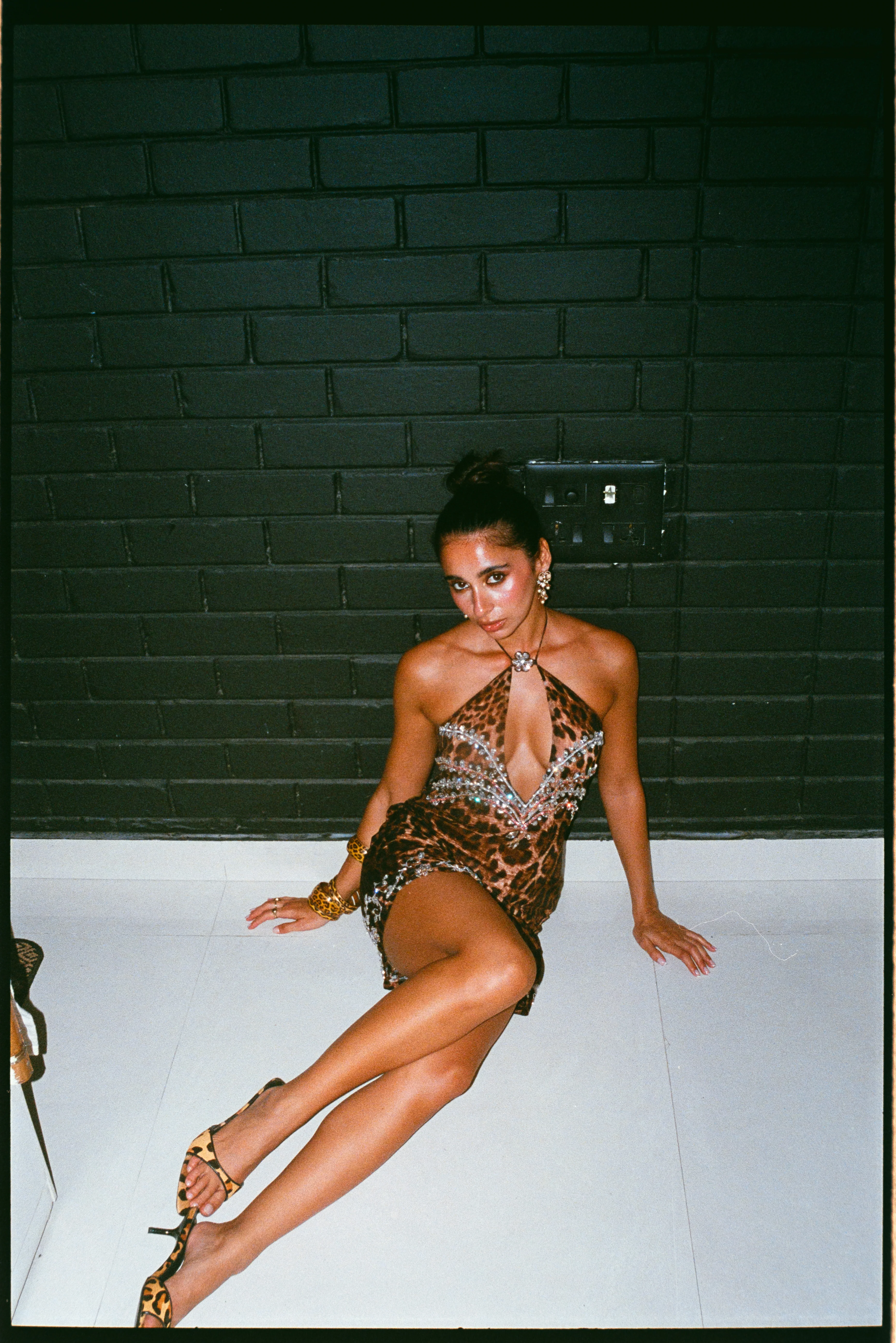 Yashna Dress - Image 10