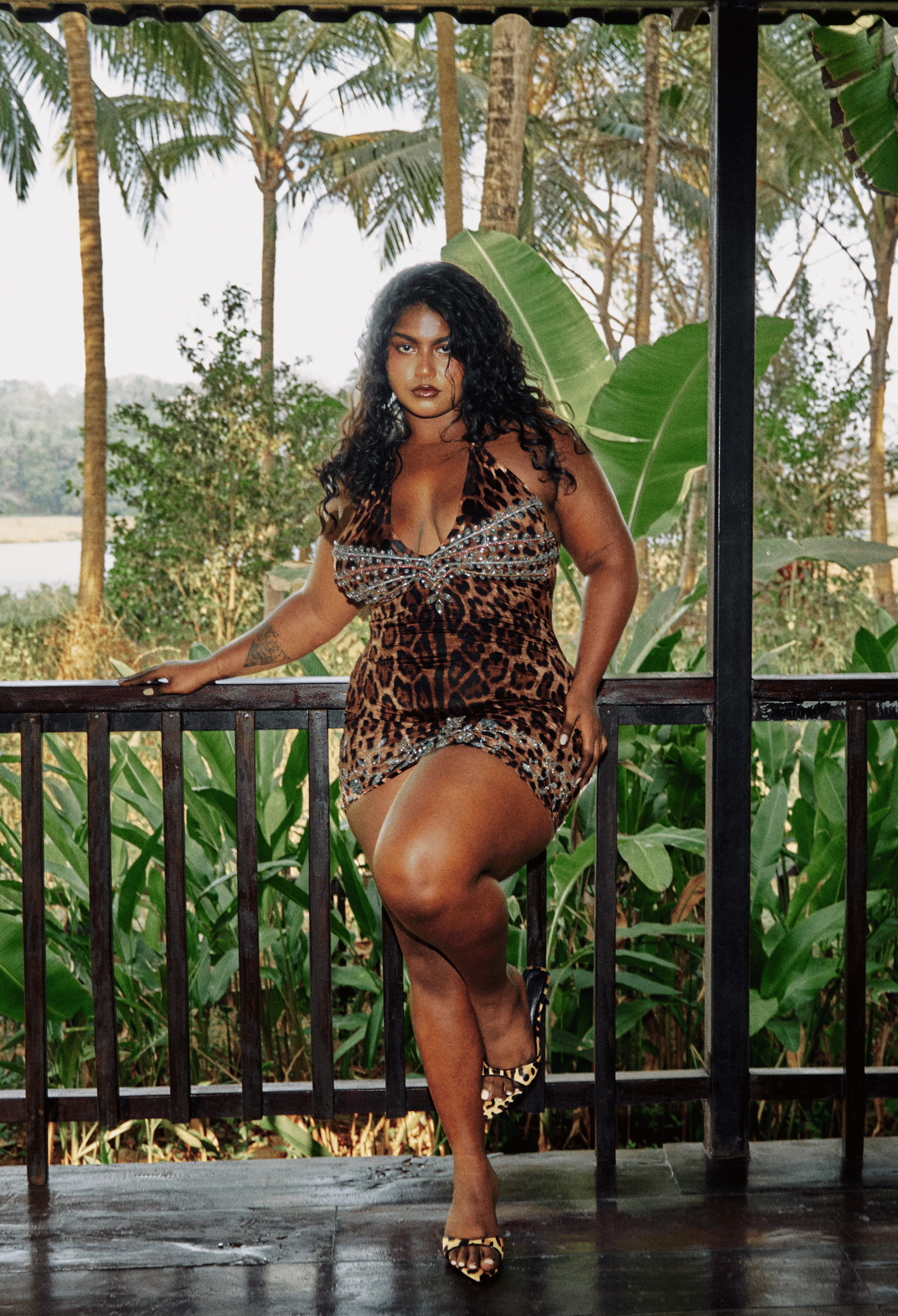 Yashna Dress - Image 4